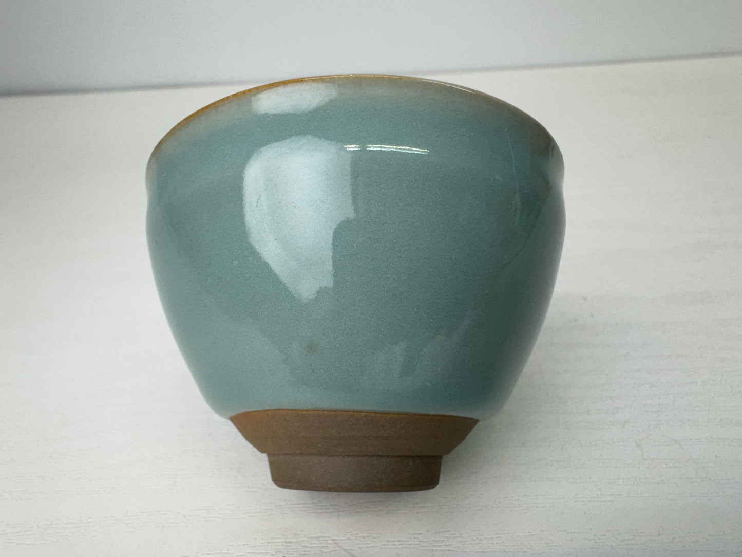 Y9251 CHAWAN Seto-ware Celadon Sake cup sakazuki signed box  Japan antique