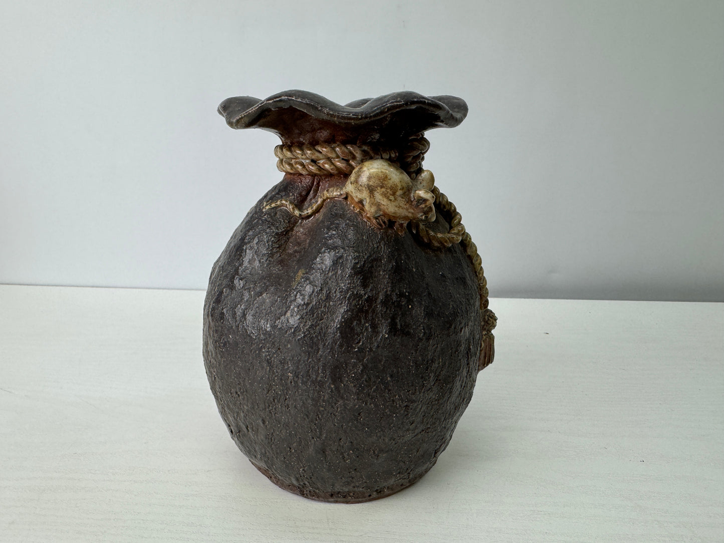 Y9274 FLOWER VASE Seto-ware signed Japan ikebana floral arrangement interior