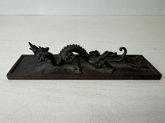 Y9294 OKIMONO Copper paperweight Dragon signed stationery Japan antique figure