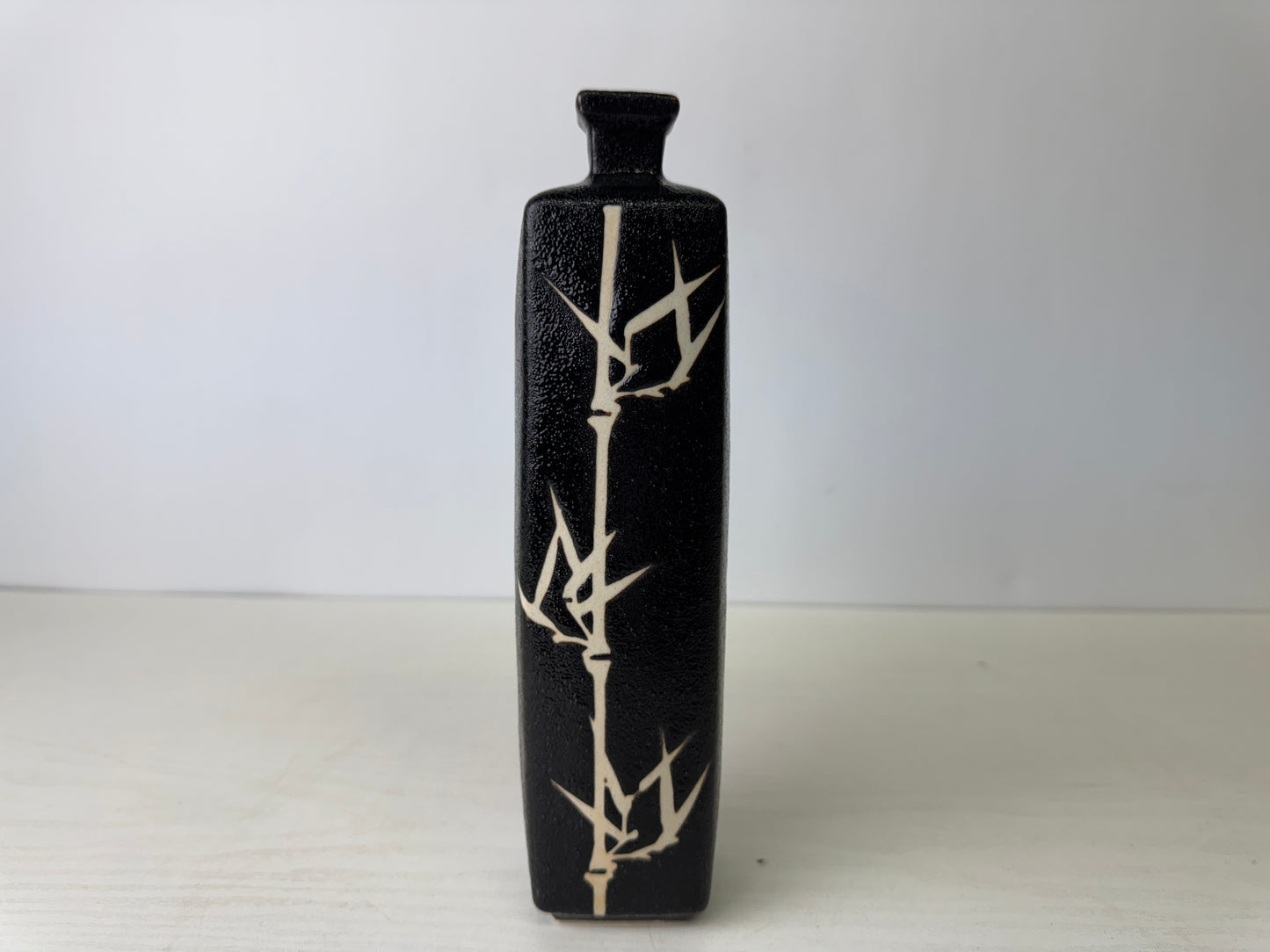 Y9305 FLOWER VASE Seto-ware signed box Japan ikebana floral arrangement interior