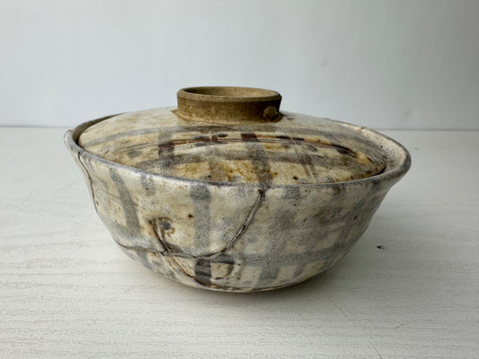 Y9310 CHAWAN Shino-ware lid bowl kintsugi signed Japan antique tableware pottery
