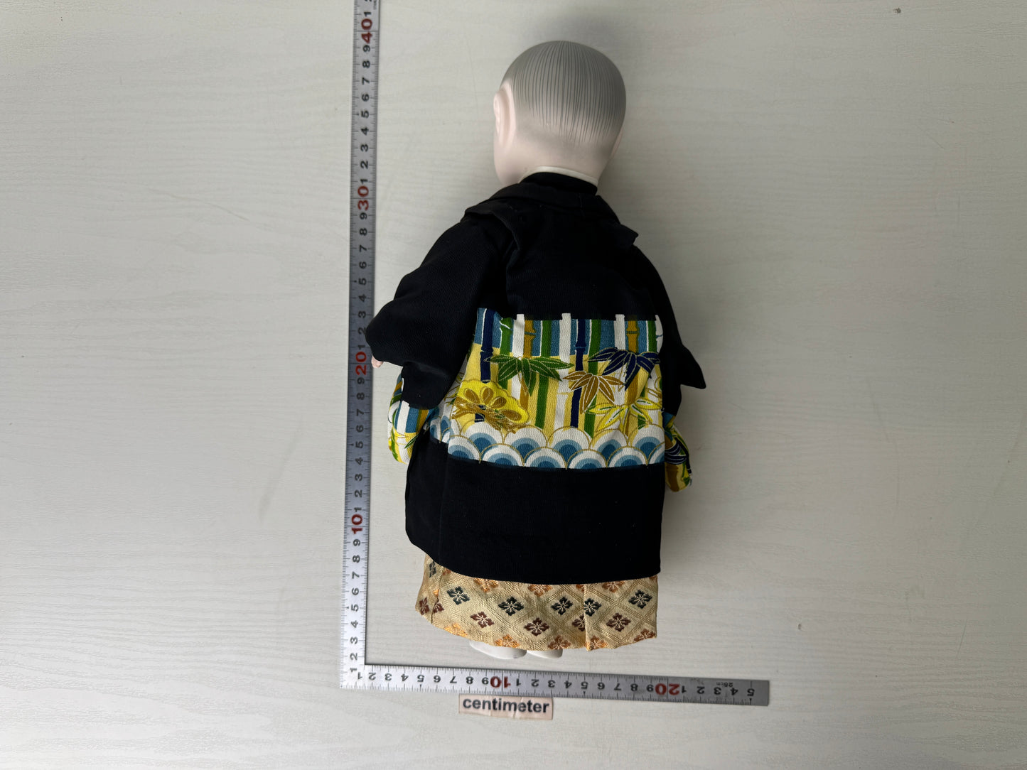 Y9321 NINGYO Japanese Ichimatsu doll boy kimono Japan antique figure figurine