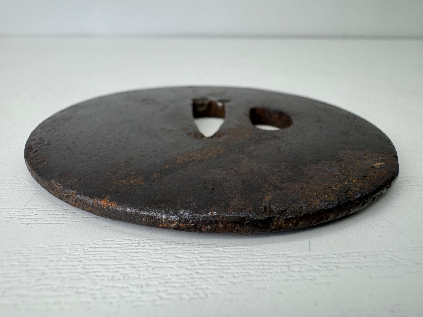 Y9363 TSUBA Iron sword guard round box Japan samurai katana antique koshirae edo