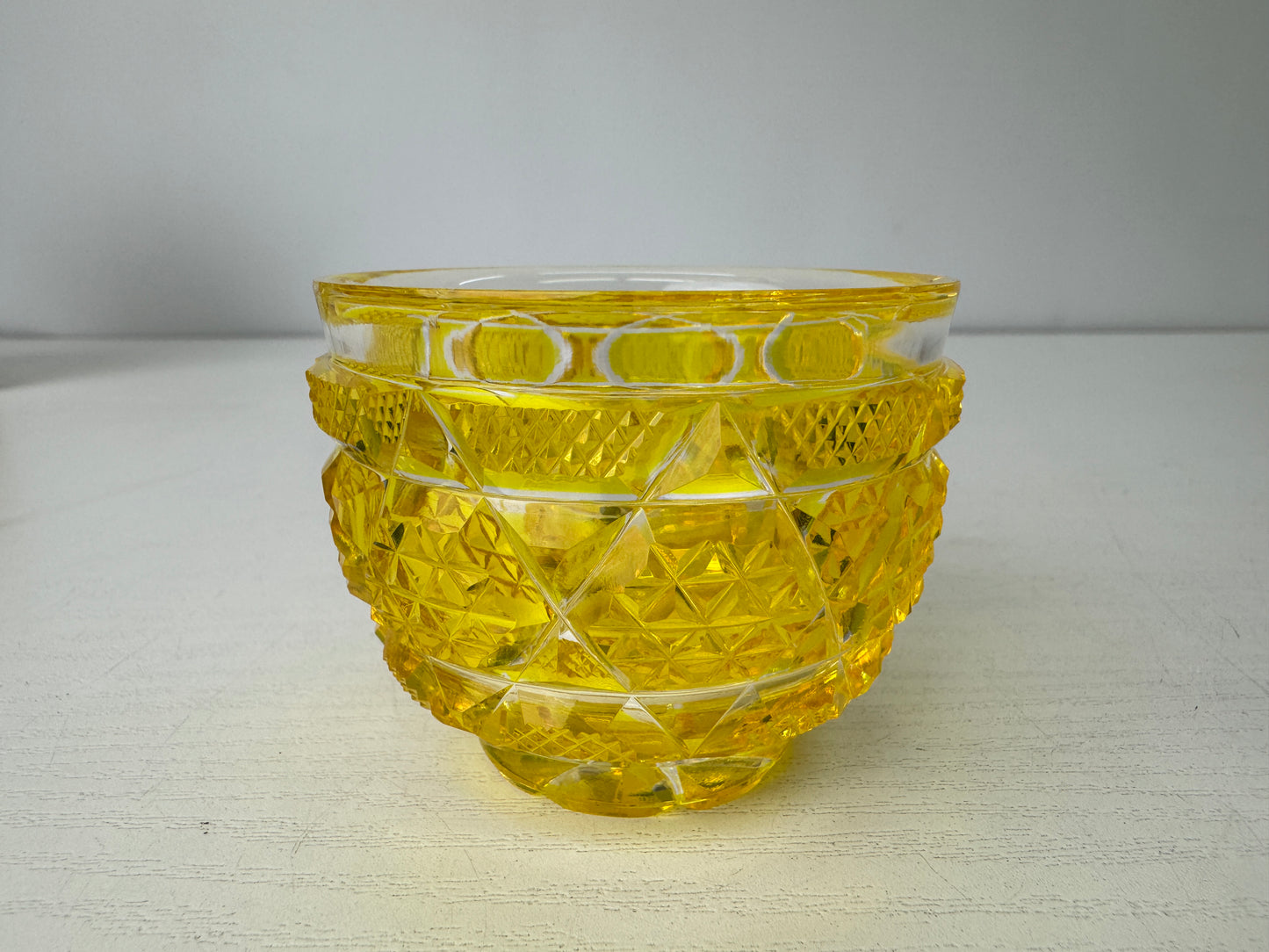 Y9364 CHAWAN Satsuma Kiriko cut glass Sake cup yellow signed box Japan antique