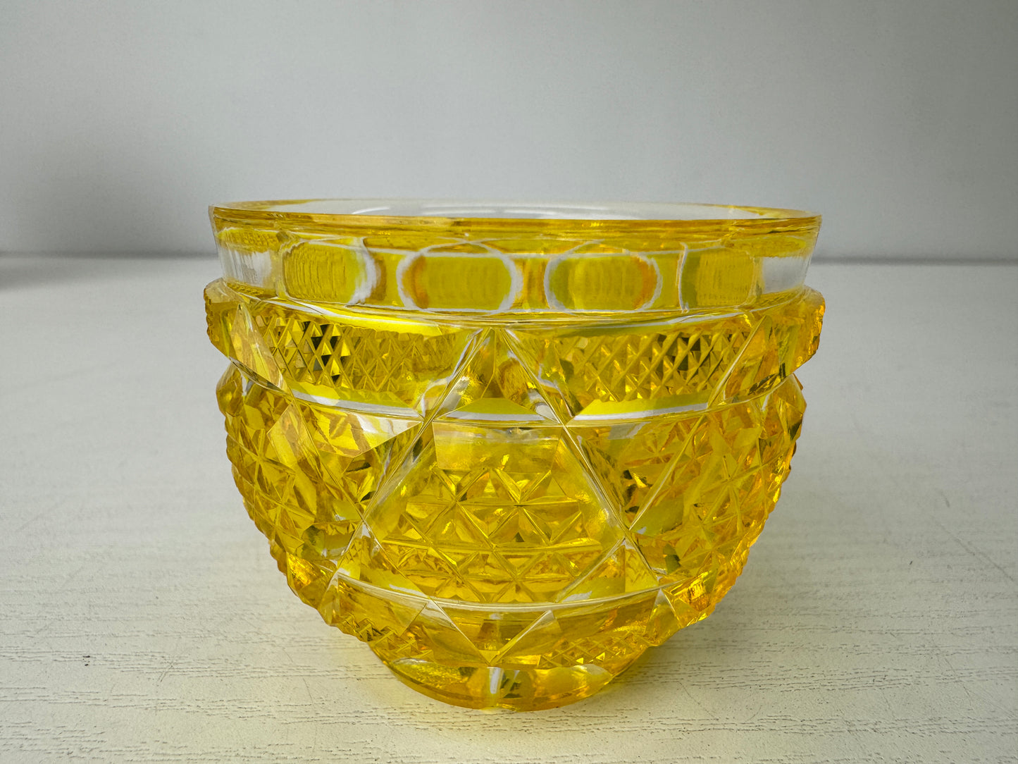 Y9364 CHAWAN Satsuma Kiriko cut glass Sake cup yellow signed box Japan antique
