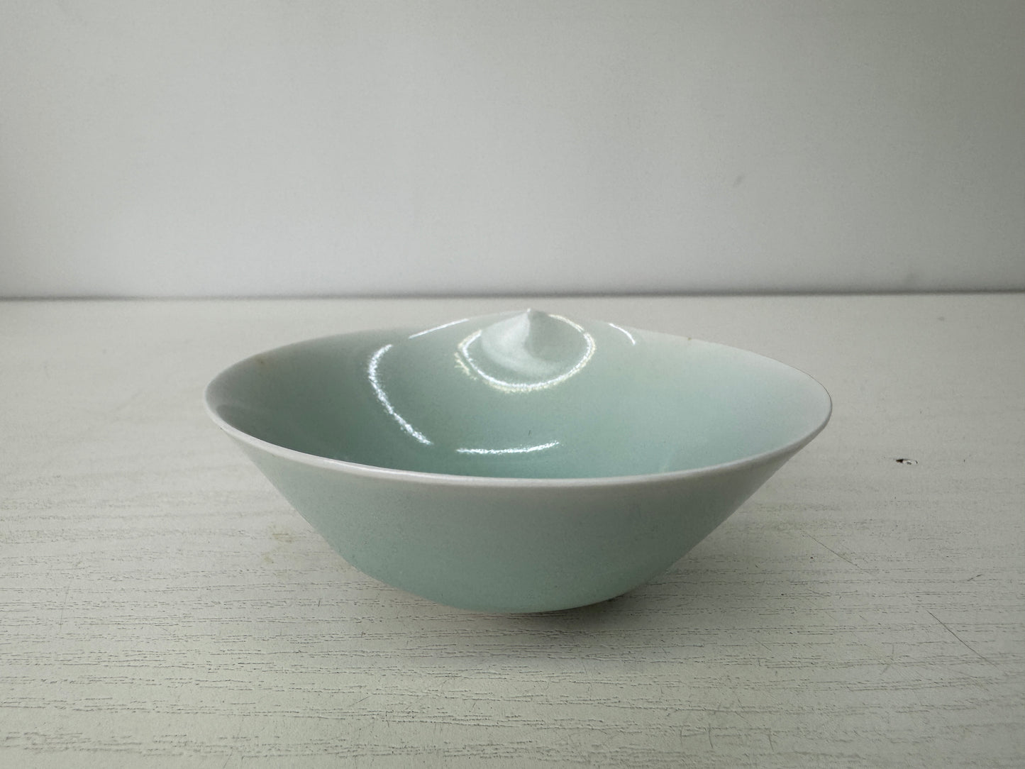 Y9366 CHAWAN Blue white porcelain Sake cup signed box Japan antique tableware