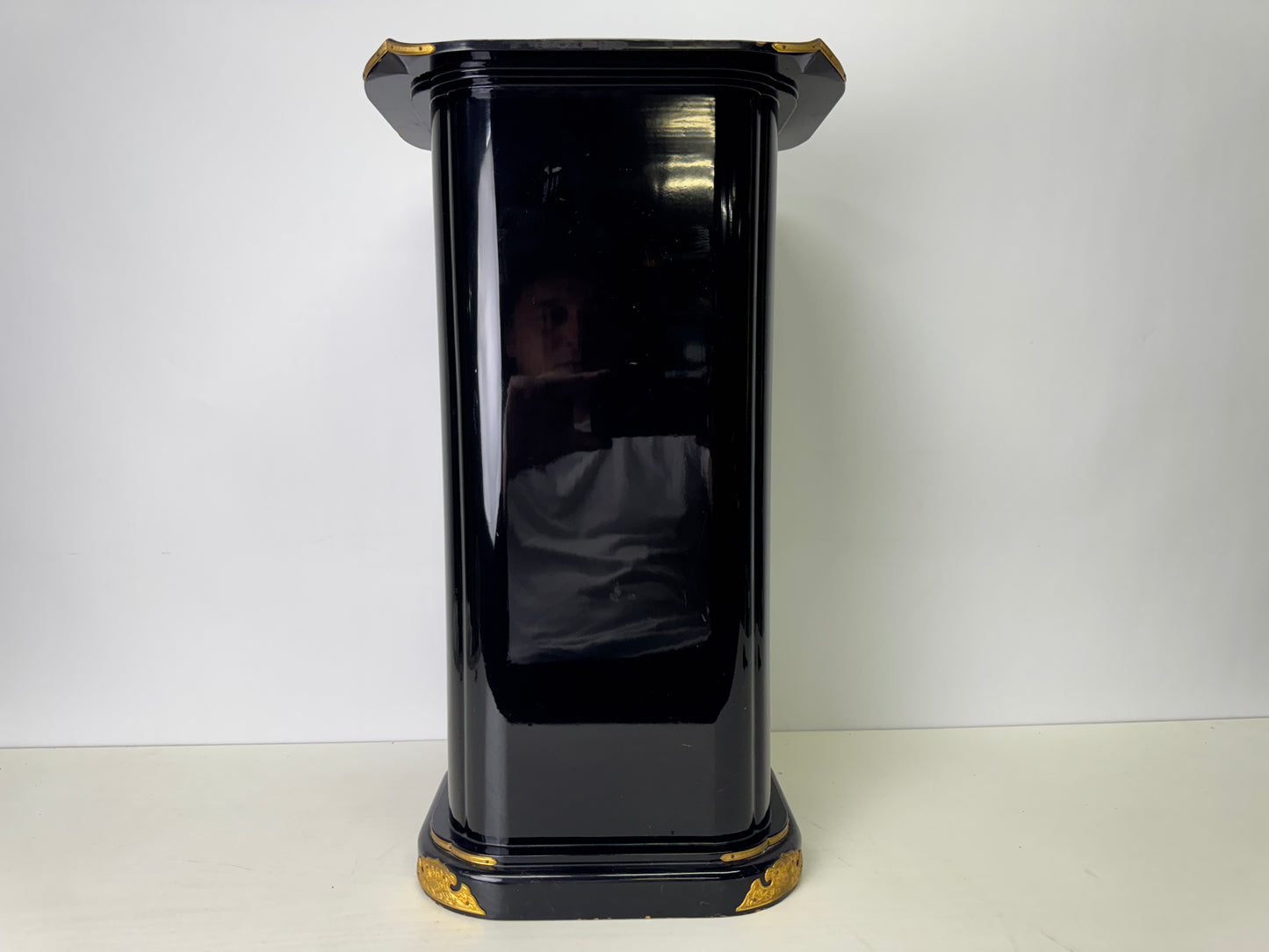 Y9381 OKIMONO Black lacquered Shrine gold fittings Japan antique interior decor