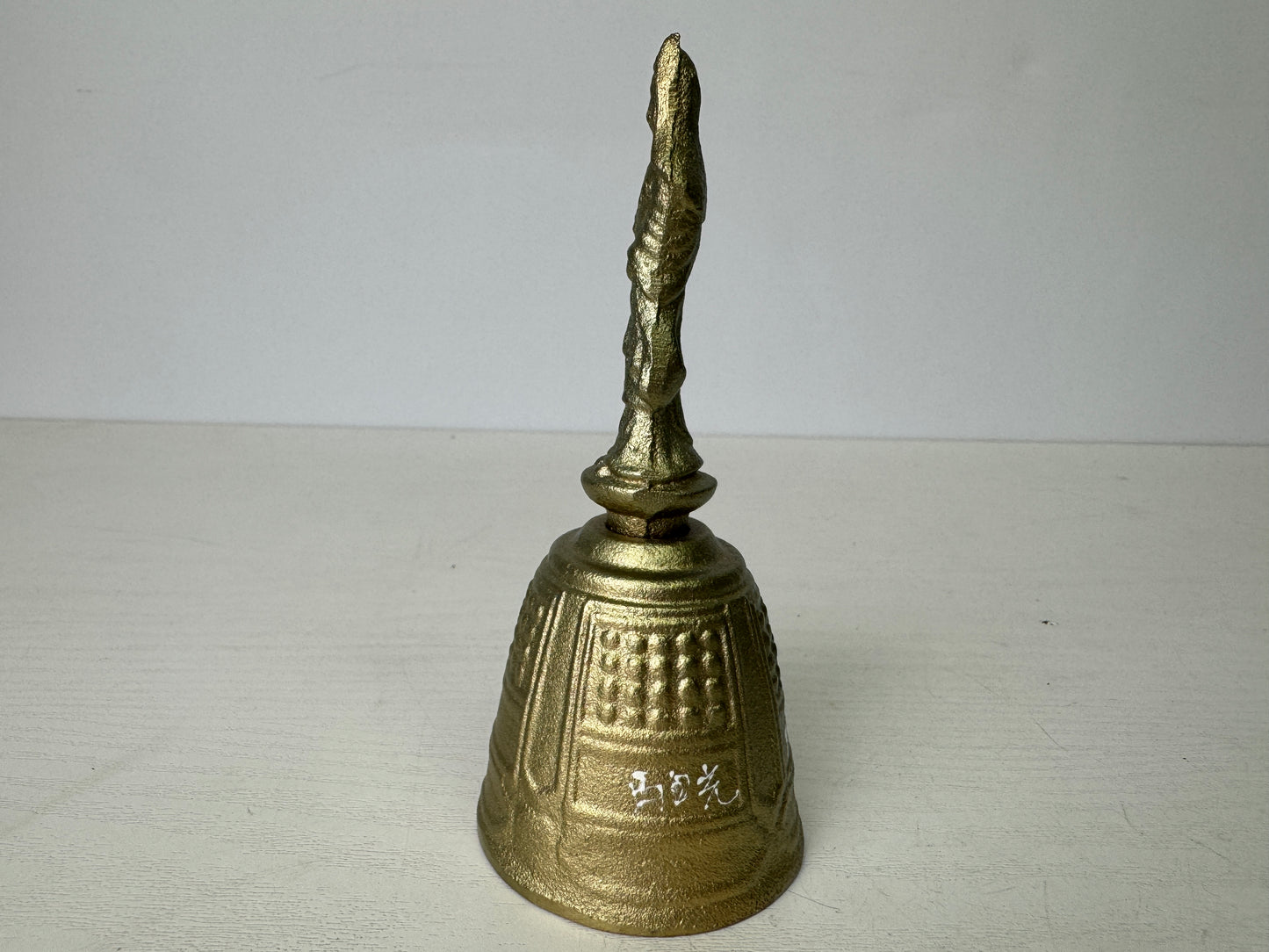 Y9384 Buddhist Altar metal Hand bell Buddha statue handle Japan antique Buddhism