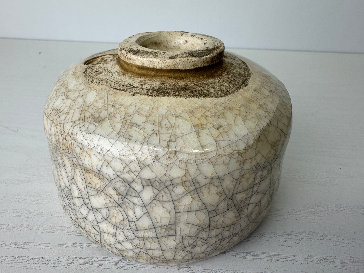 Y9402 CHAWAN Raku-ware white bowl signed Japan antique tea ceremony pottery cup