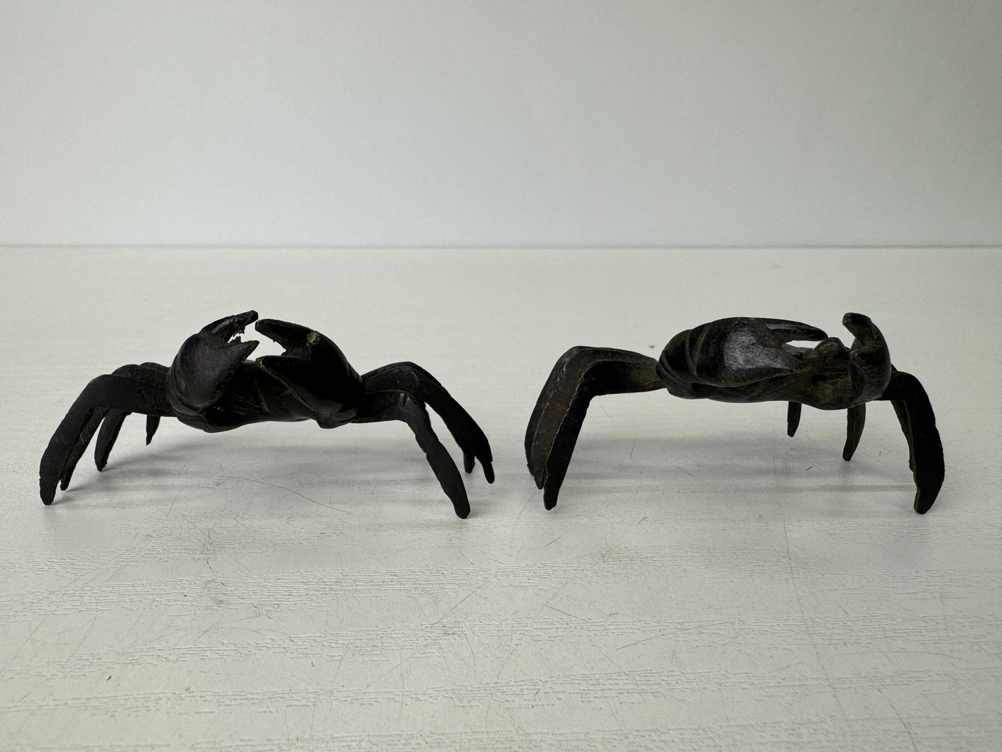 Y9423 OKIMONO copper 2 Crab figurine small figure Japan antique interior decor