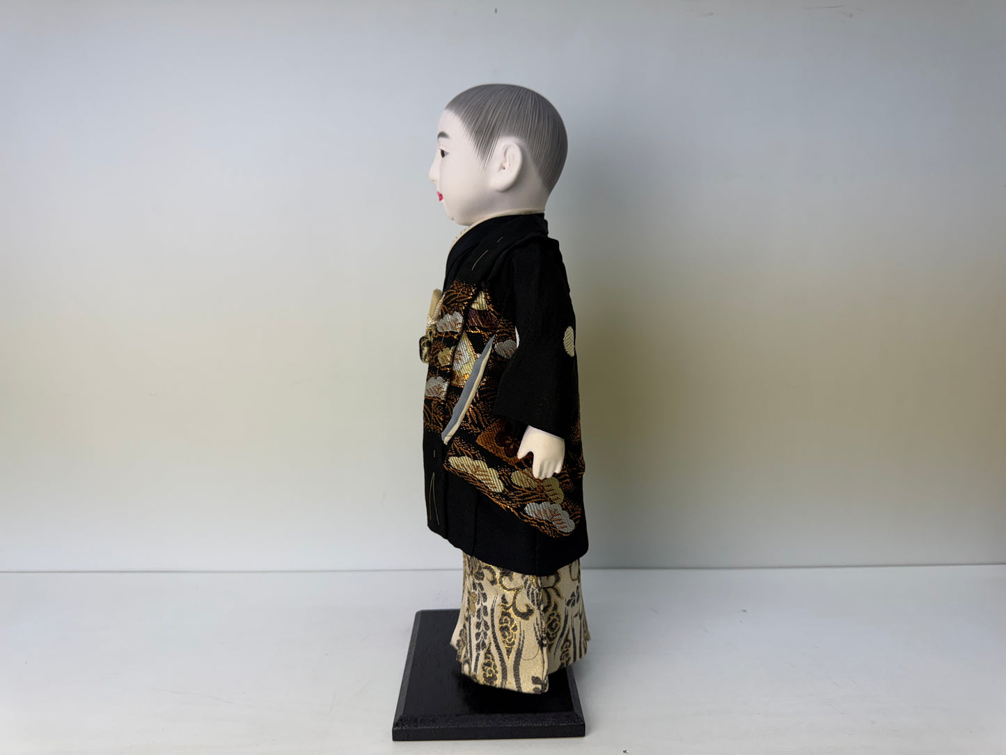 Y9425 NINGYO Japanese Ichimatsu doll boy haori hakama Japan antique figurine