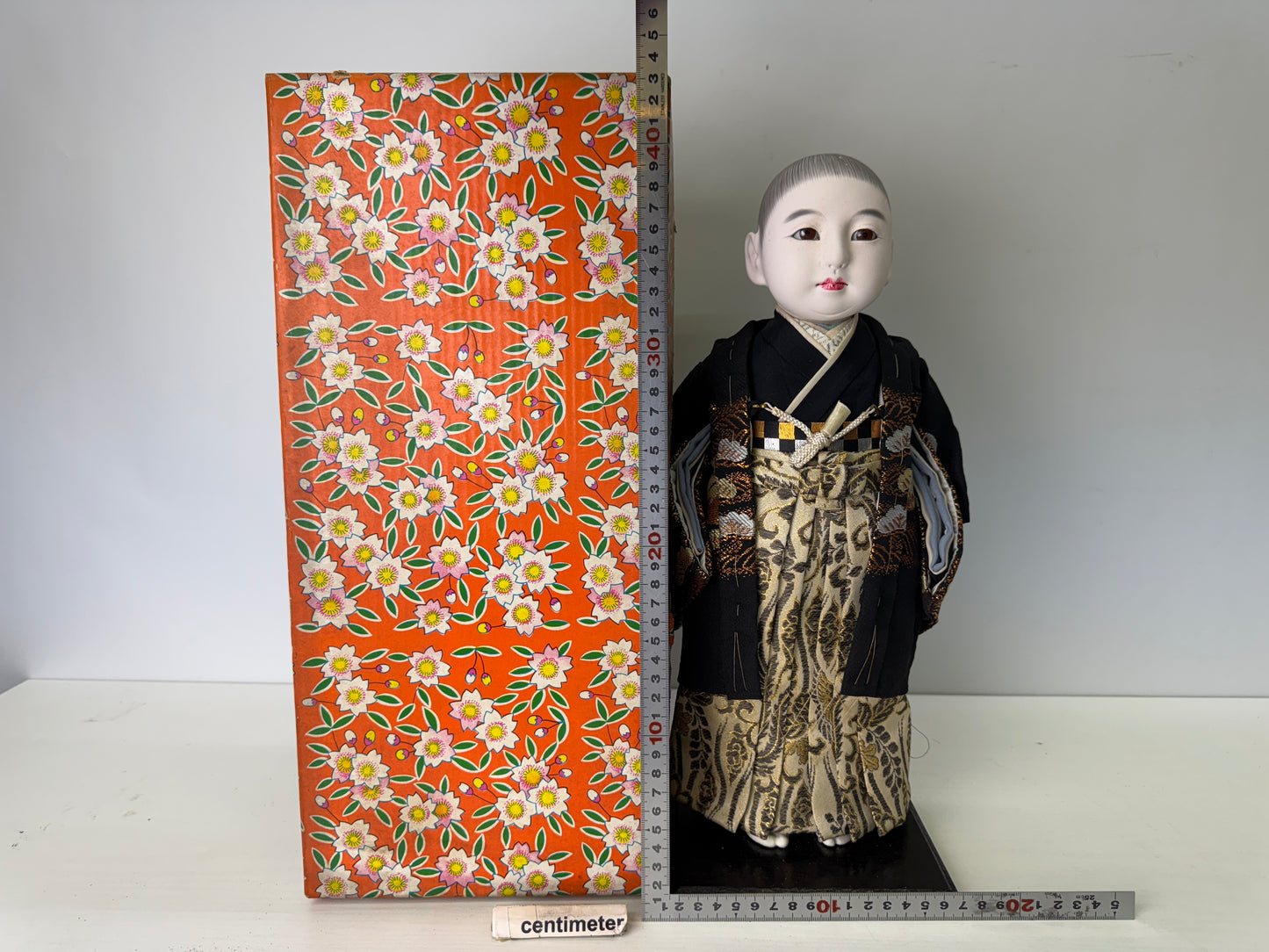 Y9425 NINGYO Japanese Ichimatsu doll boy haori hakama Japan antique figurine