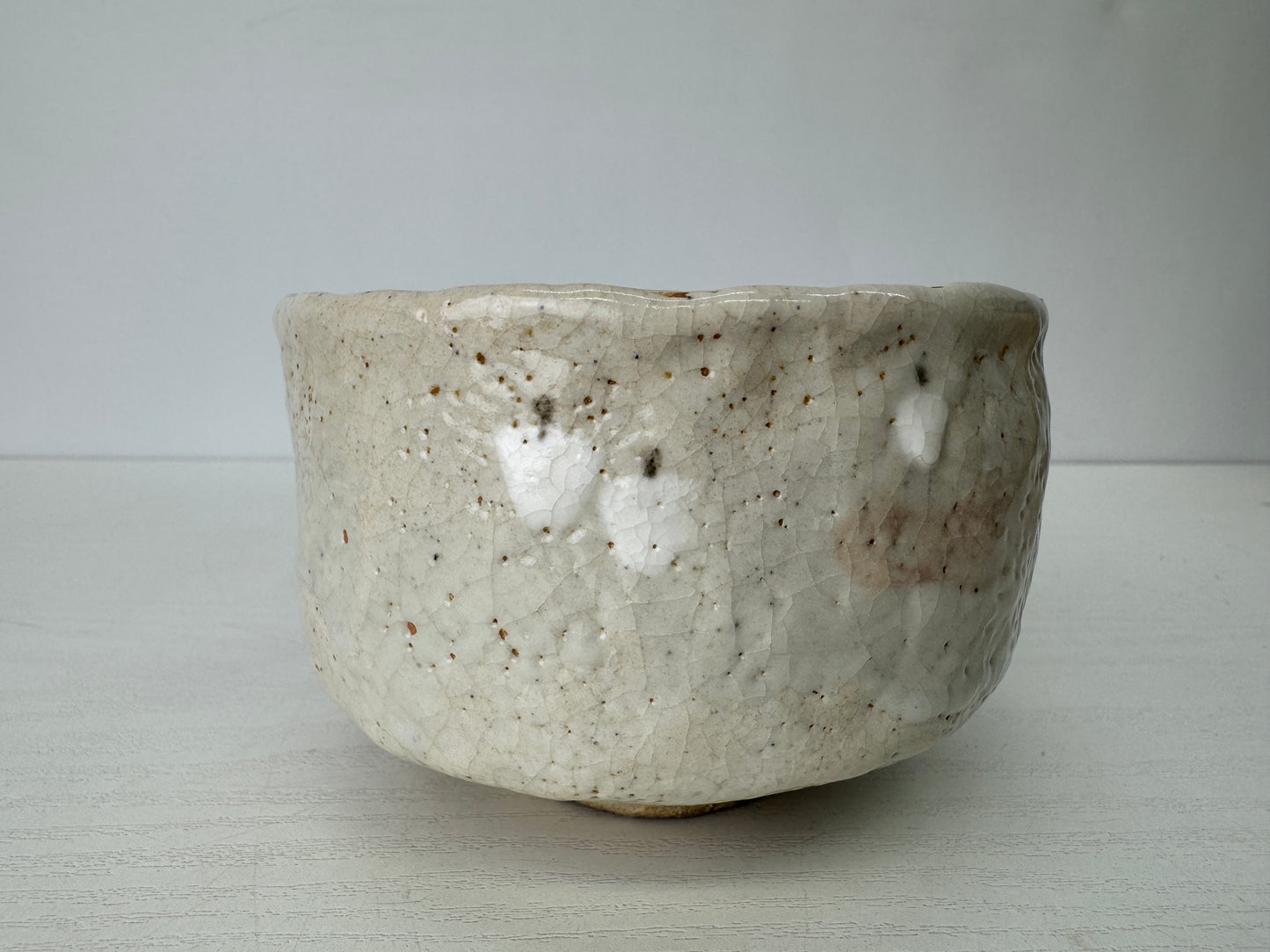 Y9434 CHAWAN Shino-ware bowl signed box Japan antique tea ceremony teacup cup