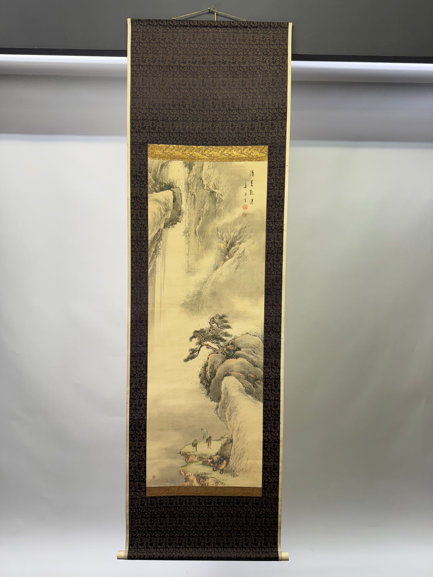 Y9437 KAKEJIKU Landscape Person signed Japan antique hanging scroll art interior