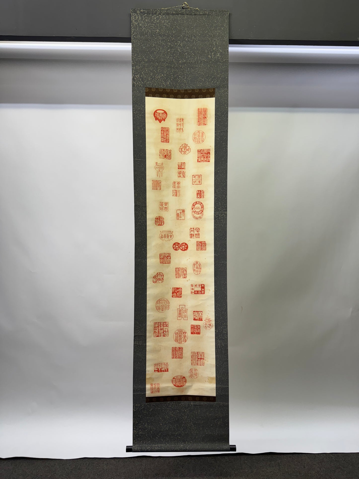Y9440 KAKEJIKU lots of Red seals signed Japan antique hanging scroll art decor