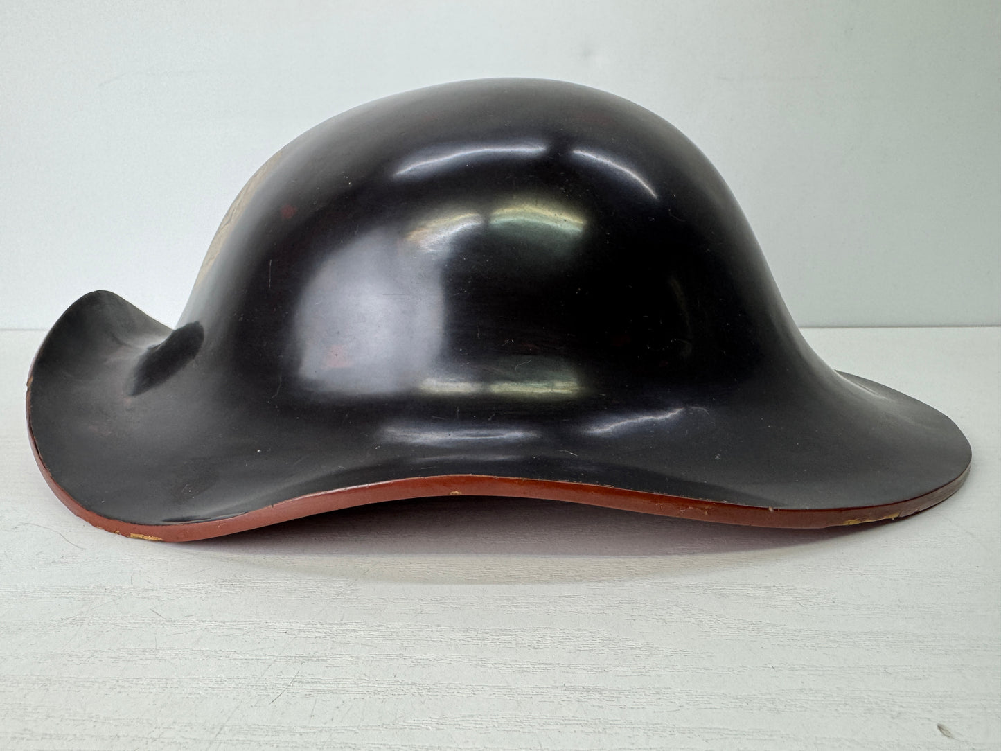 Y9452 JINGASA Black lacquer family crest Japan antique samurai hat yoroi helmet