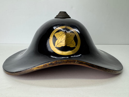 Y9453 JINGASA Black lacquer family crest Japan antique samurai hat yoroi helmet