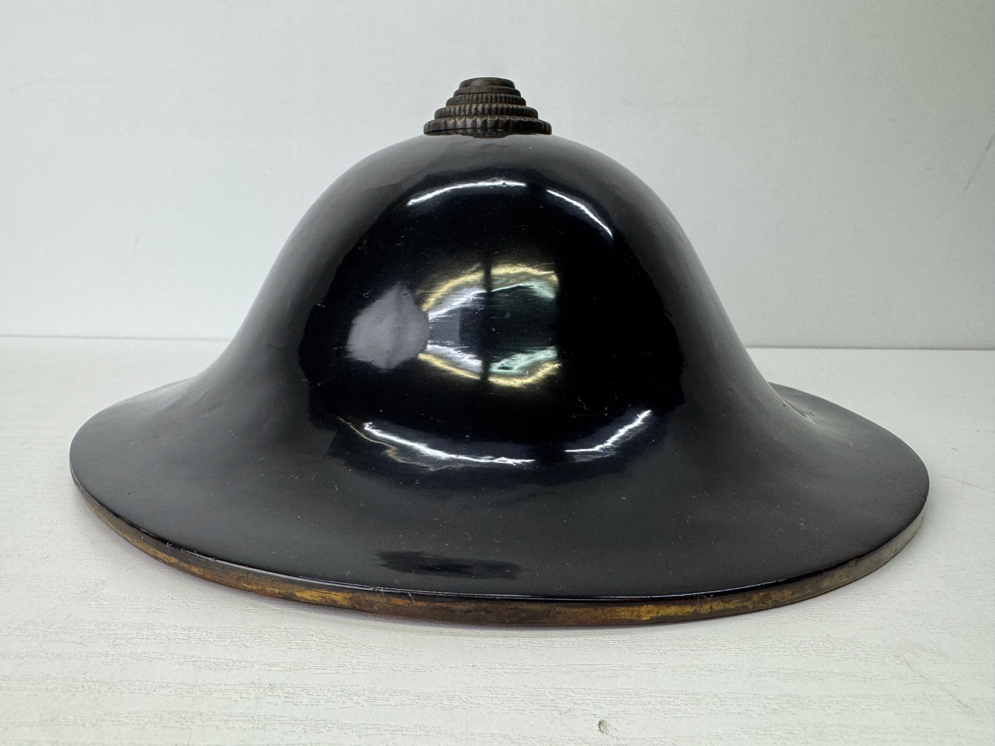 Y9453 JINGASA Black lacquer family crest Japan antique samurai hat yoroi helmet