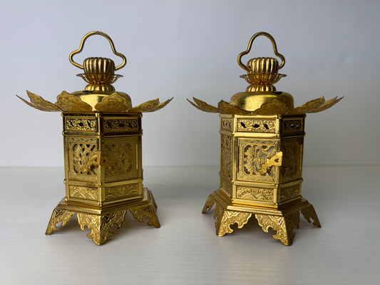 Y9466 TOUROU Hanging lantern butterfly foot light Buddhist altar Japan antique
