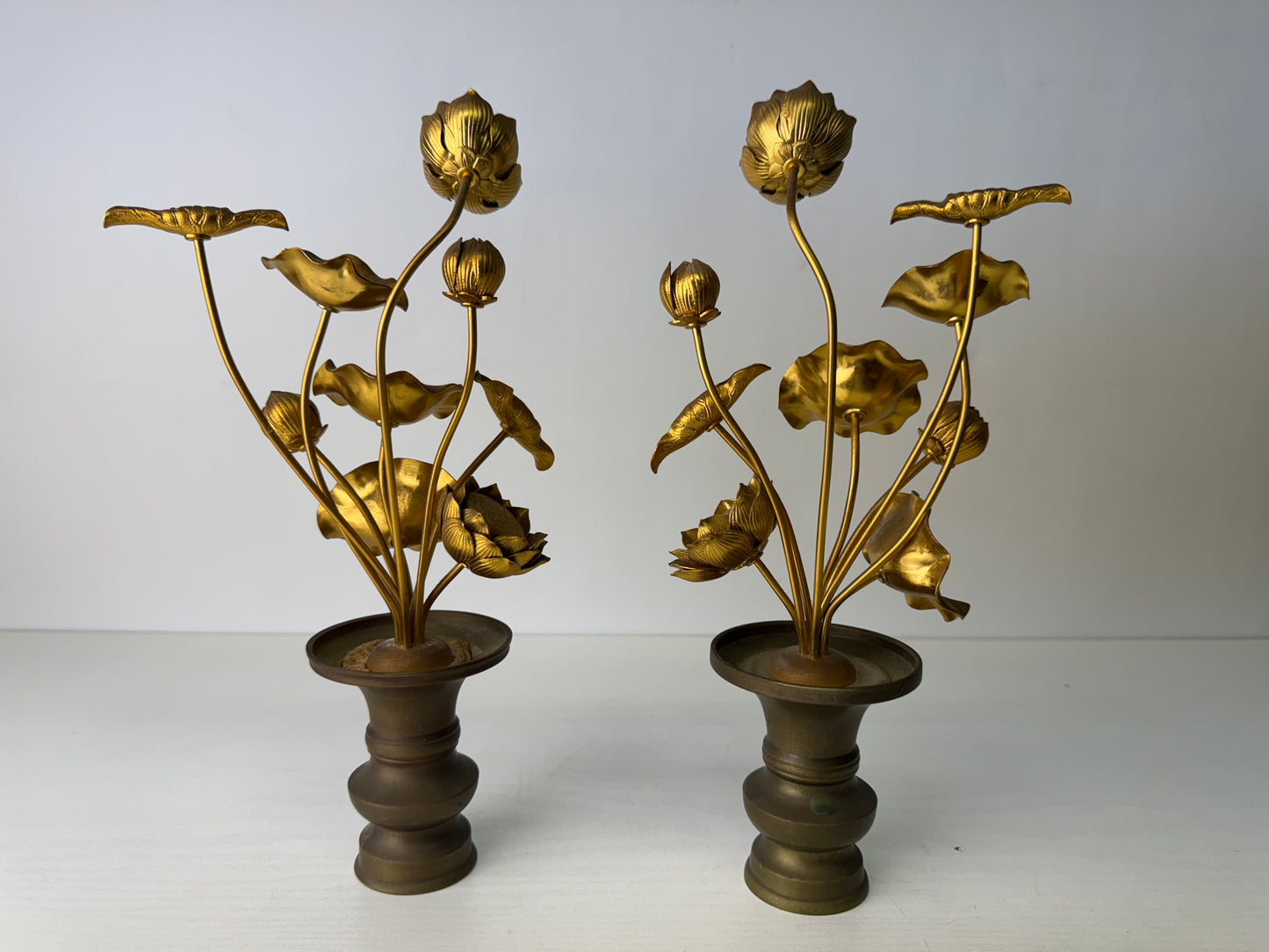 Y9467 Buddhist Altar Equipment Metal Everlasting flower vase pair Japan antique