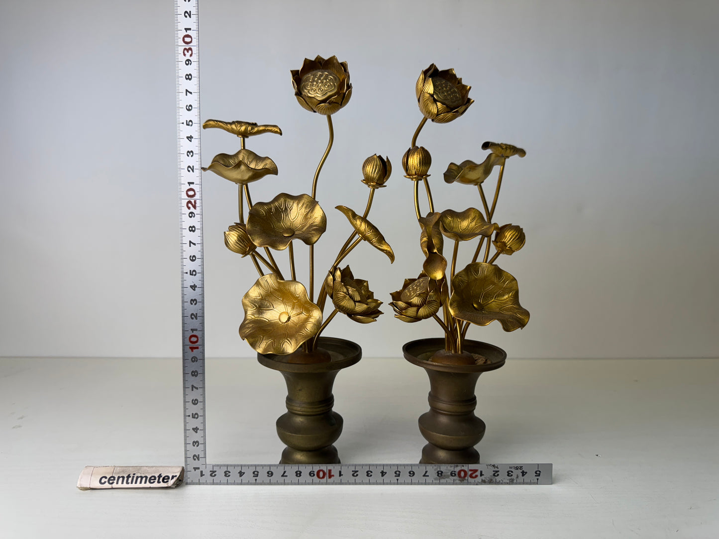Y9467 Buddhist Altar Equipment Metal Everlasting flower vase pair Japan antique