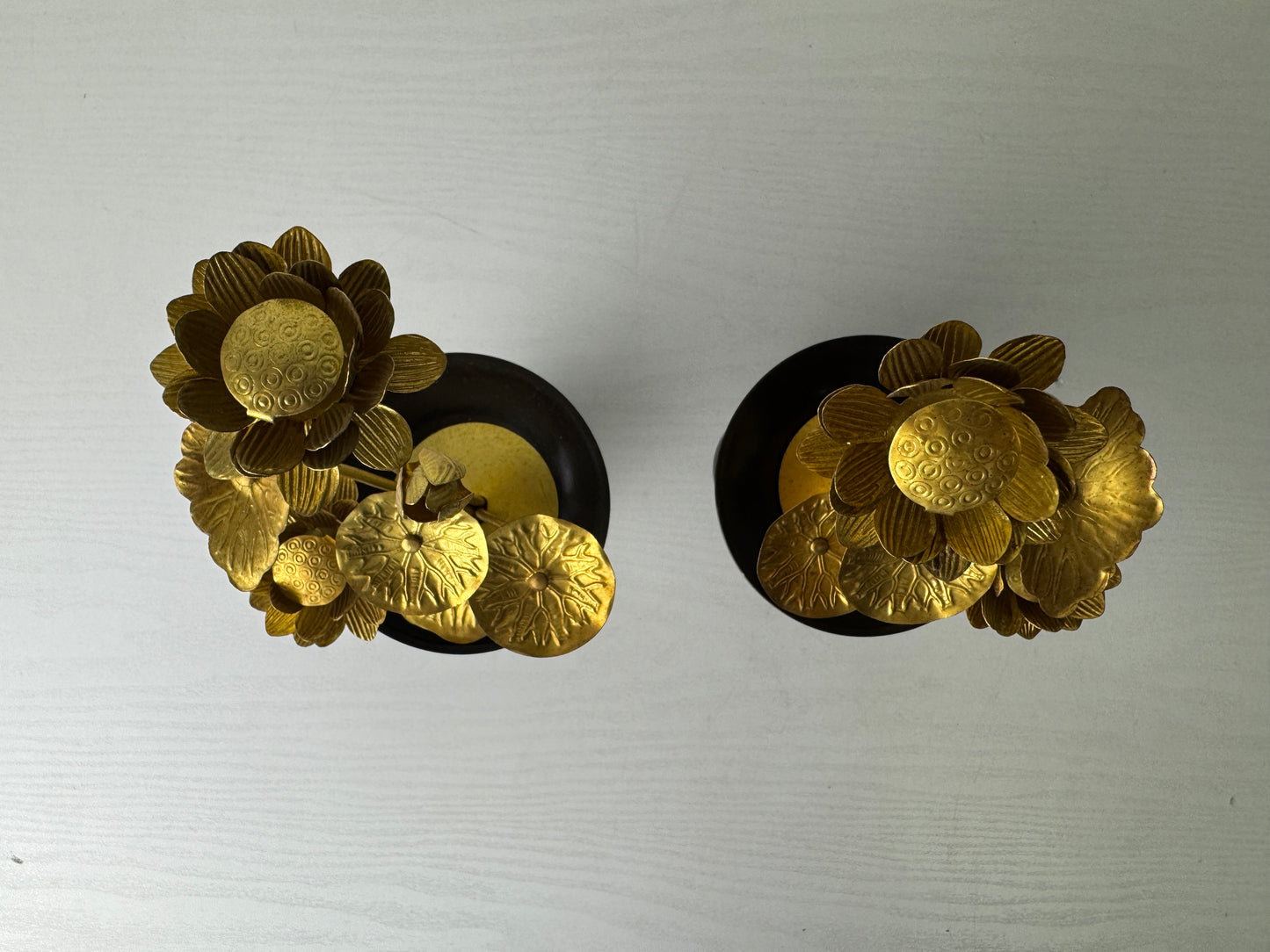 Y9468 Buddhist Altar Equipment Metal Everlasting flower vase pair Japan antique