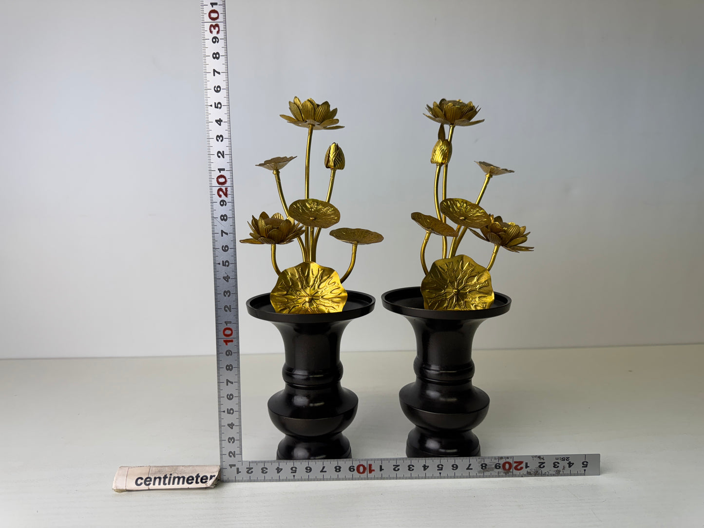 Y9468 Buddhist Altar Equipment Metal Everlasting flower vase pair Japan antique