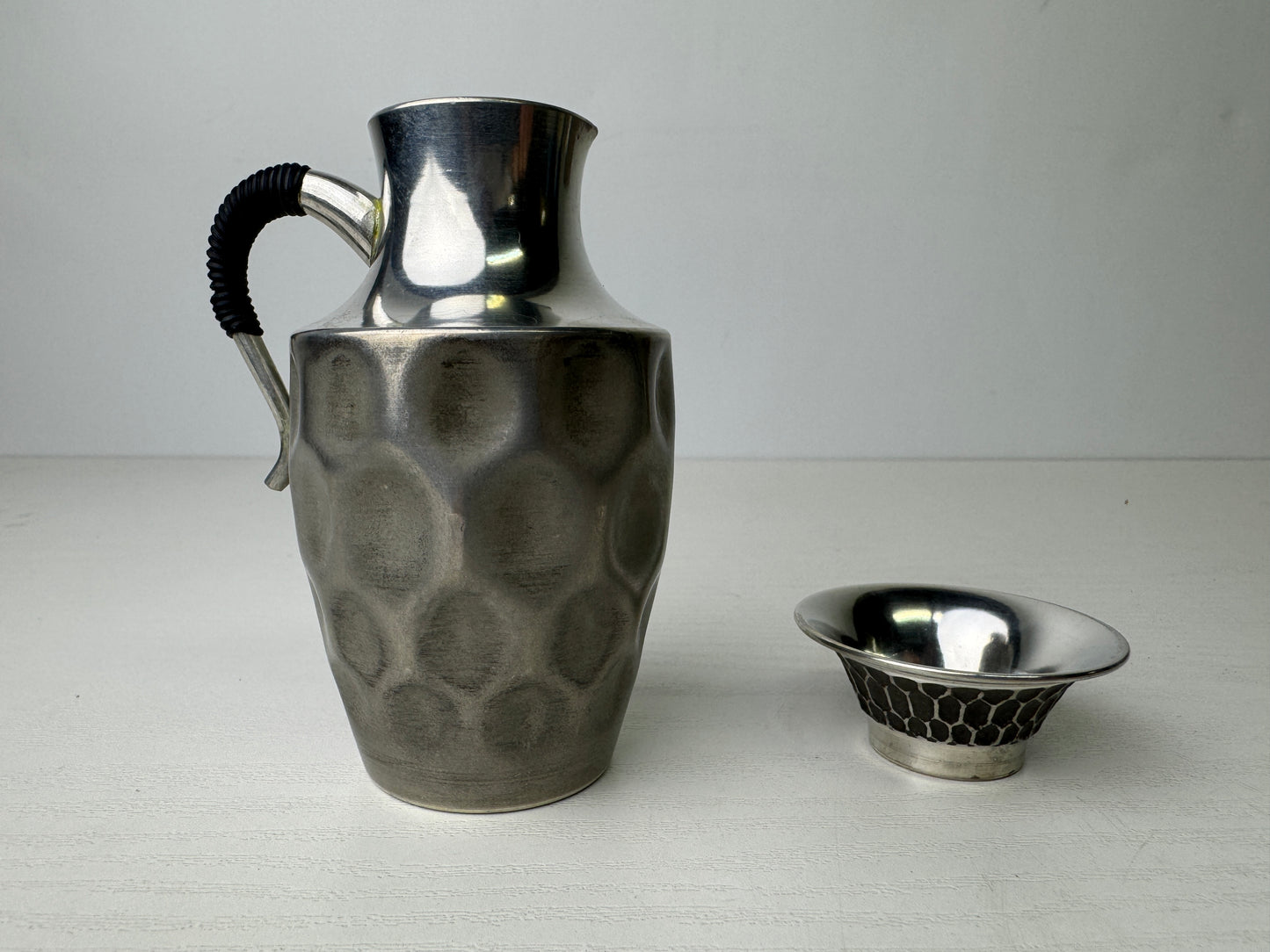 Y9481 CHOUSHI Tin Tokkuri Sake bottle cup set signed box Japan antique tableware