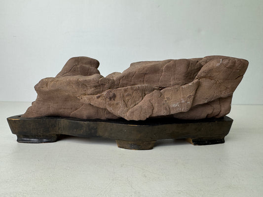 Y9484 OKIMONO Suiseki natural viewing stone wooden stand Japan antique interior