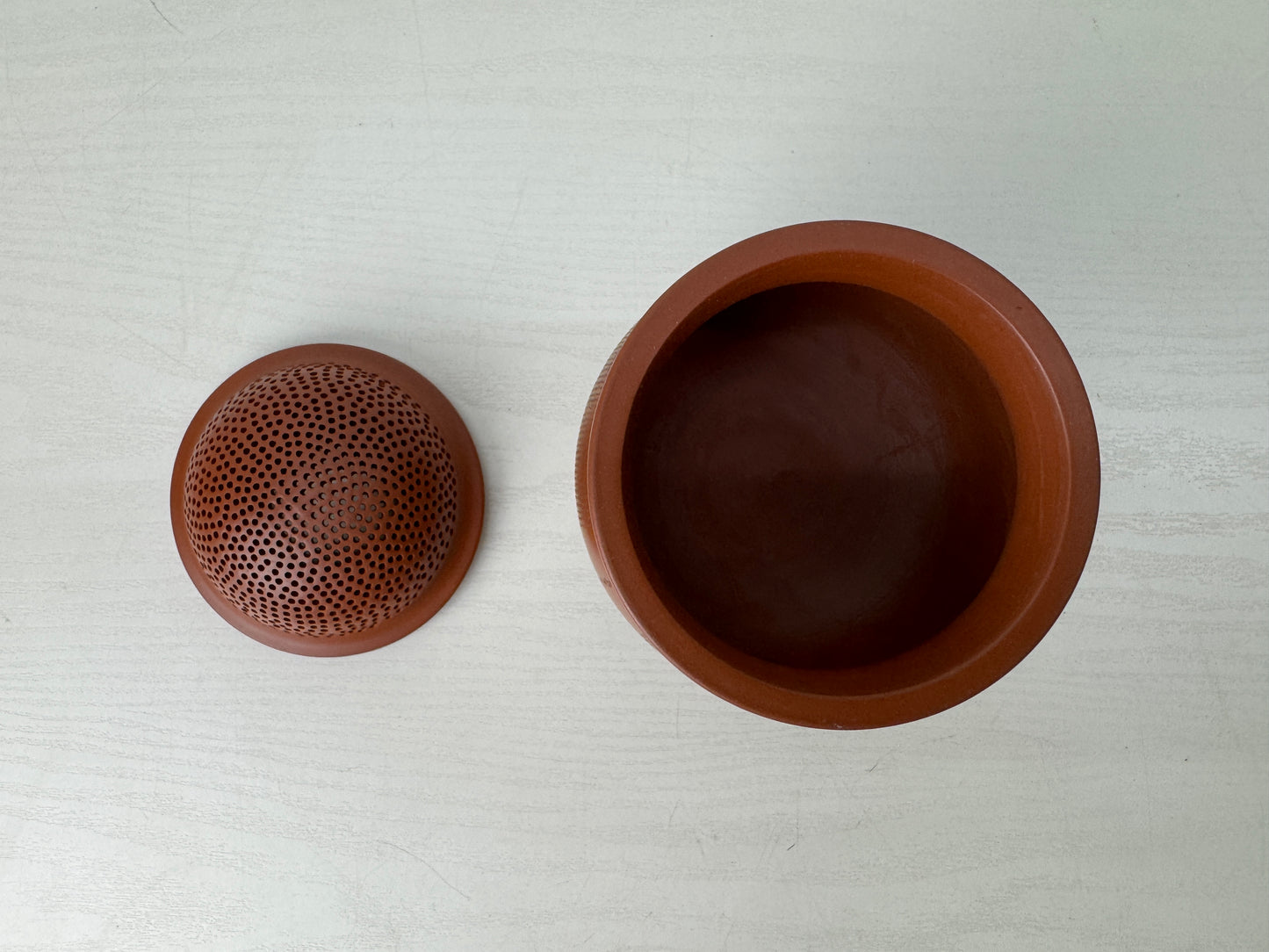 Y9512 KOURO Tokoname-ware signed box Japan antique Incense Burner fragrance