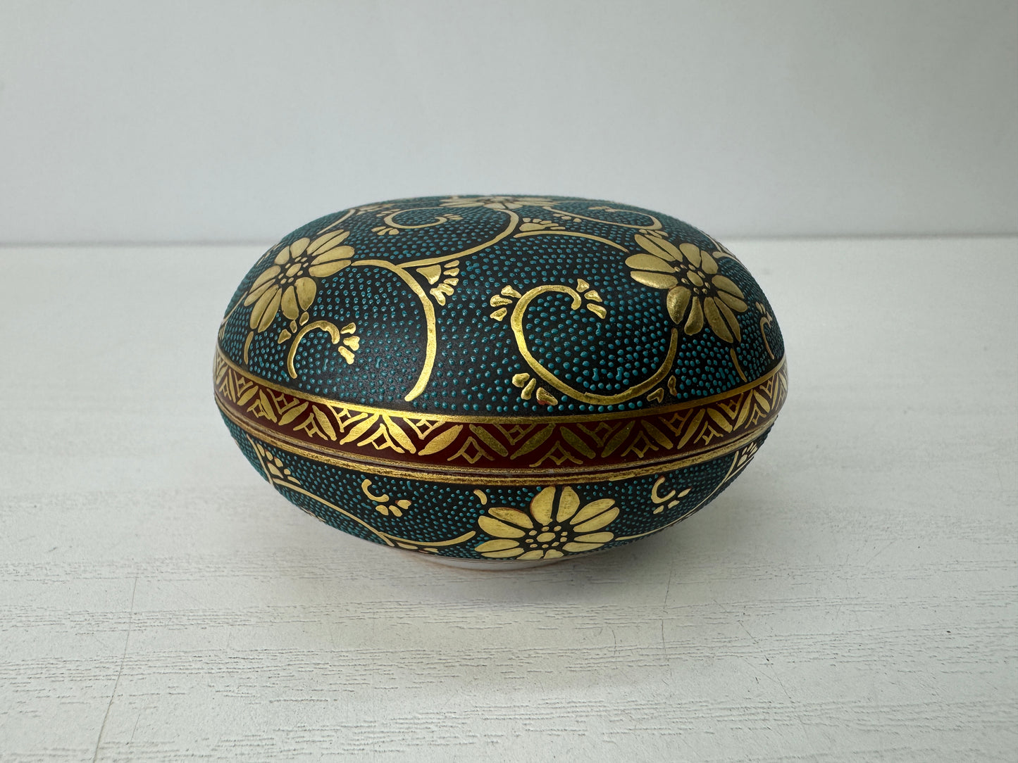 Y9514 BOX Kutani-ware Aochibu signed box Japan antique Incense Burner aroma
