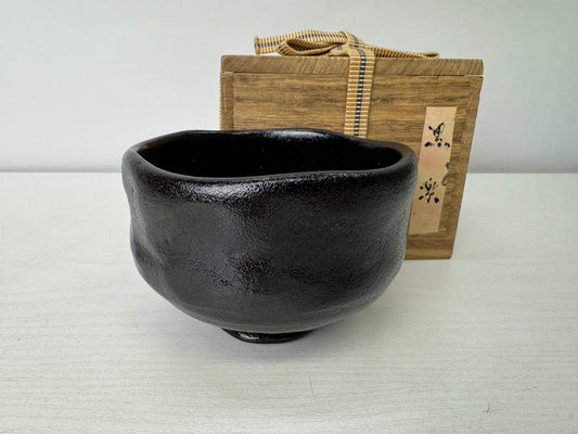 Y9525 CHAWAN Raku-ware black bowl signed box Japan antique tea ceremony pottery