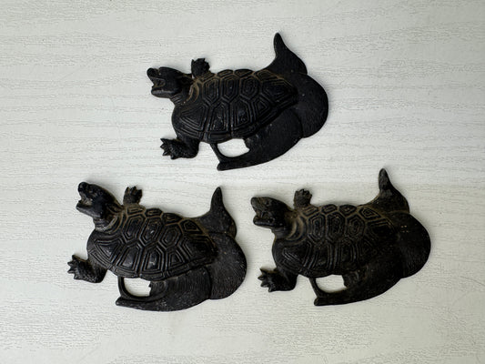 Y9530 KUGI KAKUSHI 3 Decorative nail head covers set Turtle  Japan antique decor