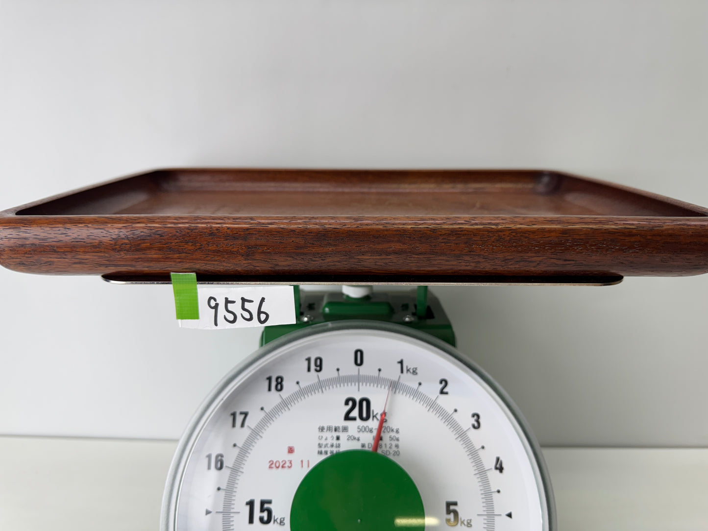 Y9556 TRAY Karaki wood carving signed Sencha tea Obon Japan antique tea ceremony