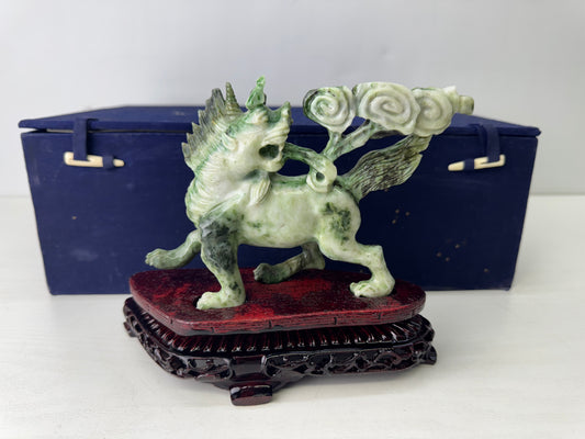 Y9570 OKIMONO Jade Animal figurine stand box China antique interior figure art