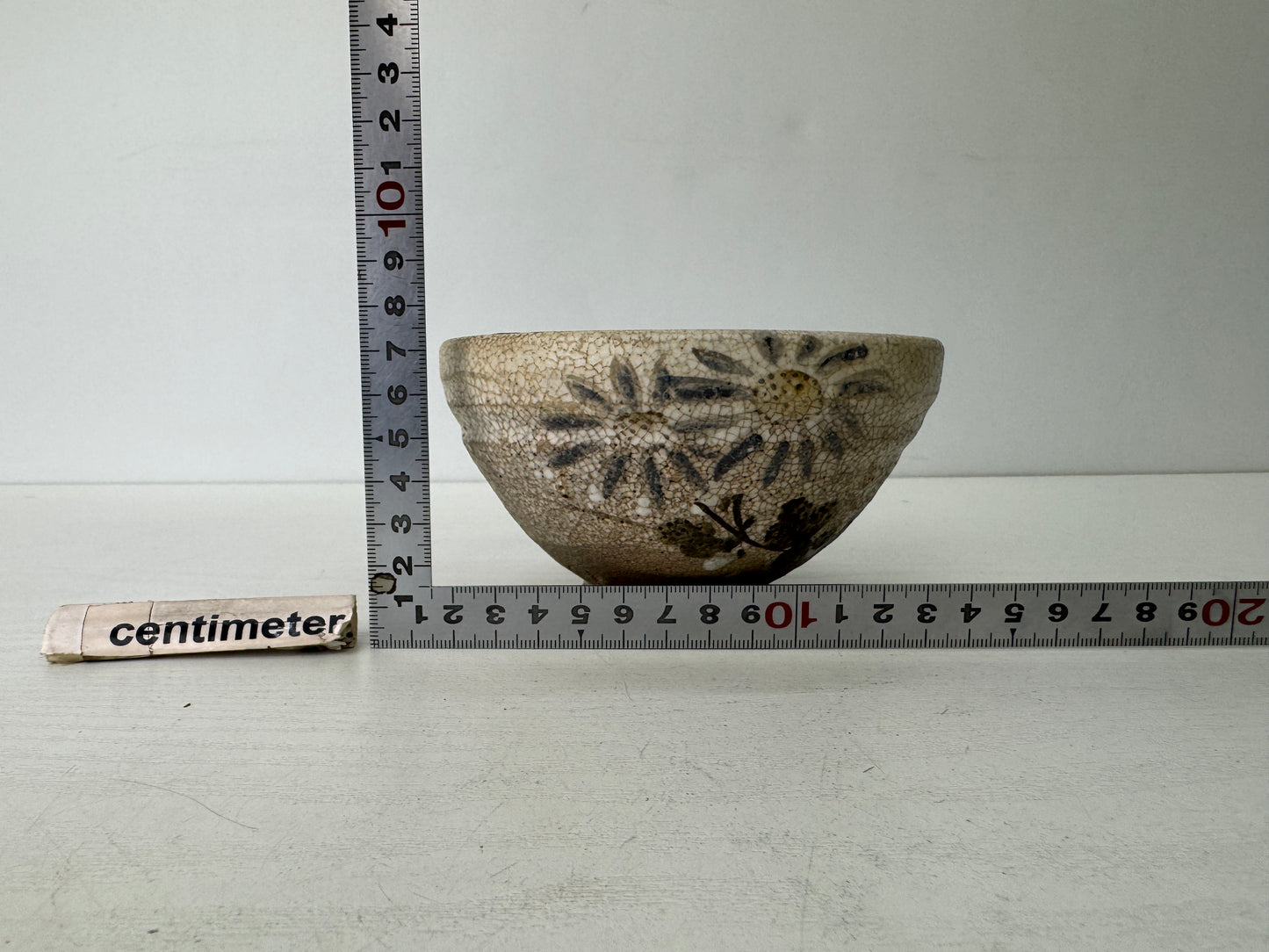 Y9581 CHAWAN Mino-ware kintsugi bowl signed Japan antique tea ceremony pottery