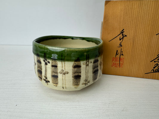 Y9582 CHAWAN Oribe-ware bowl signed box Japan antique tea ceremony pottery cup