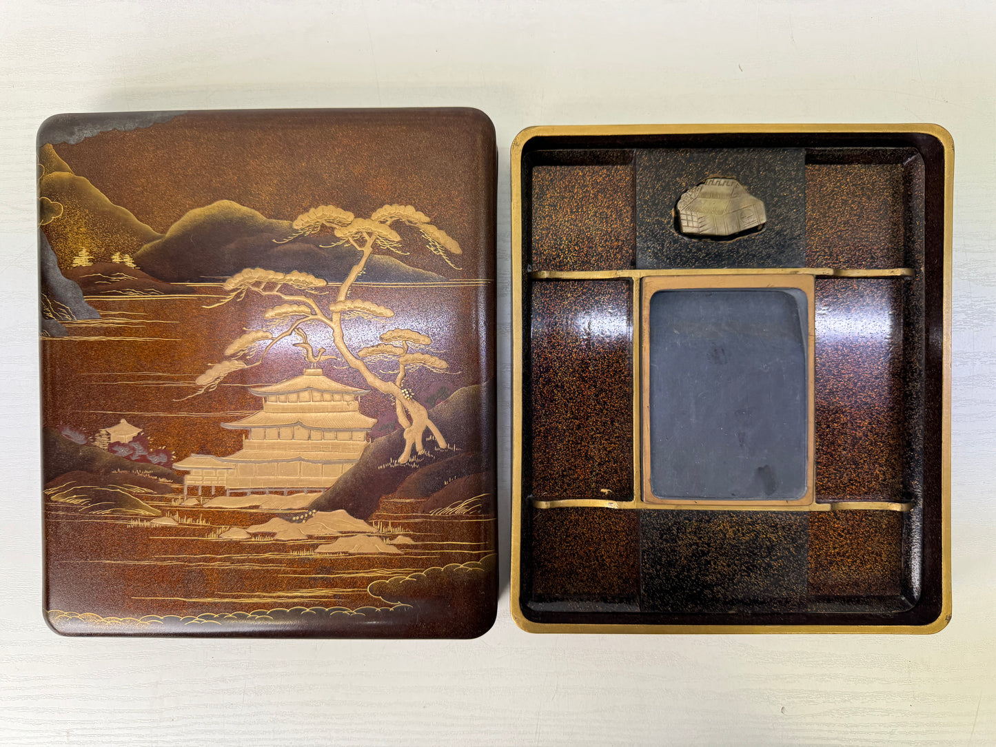 Y9596 BOX Suzuri inkstone case Kinkakuji Temple Makie Japan antique container
