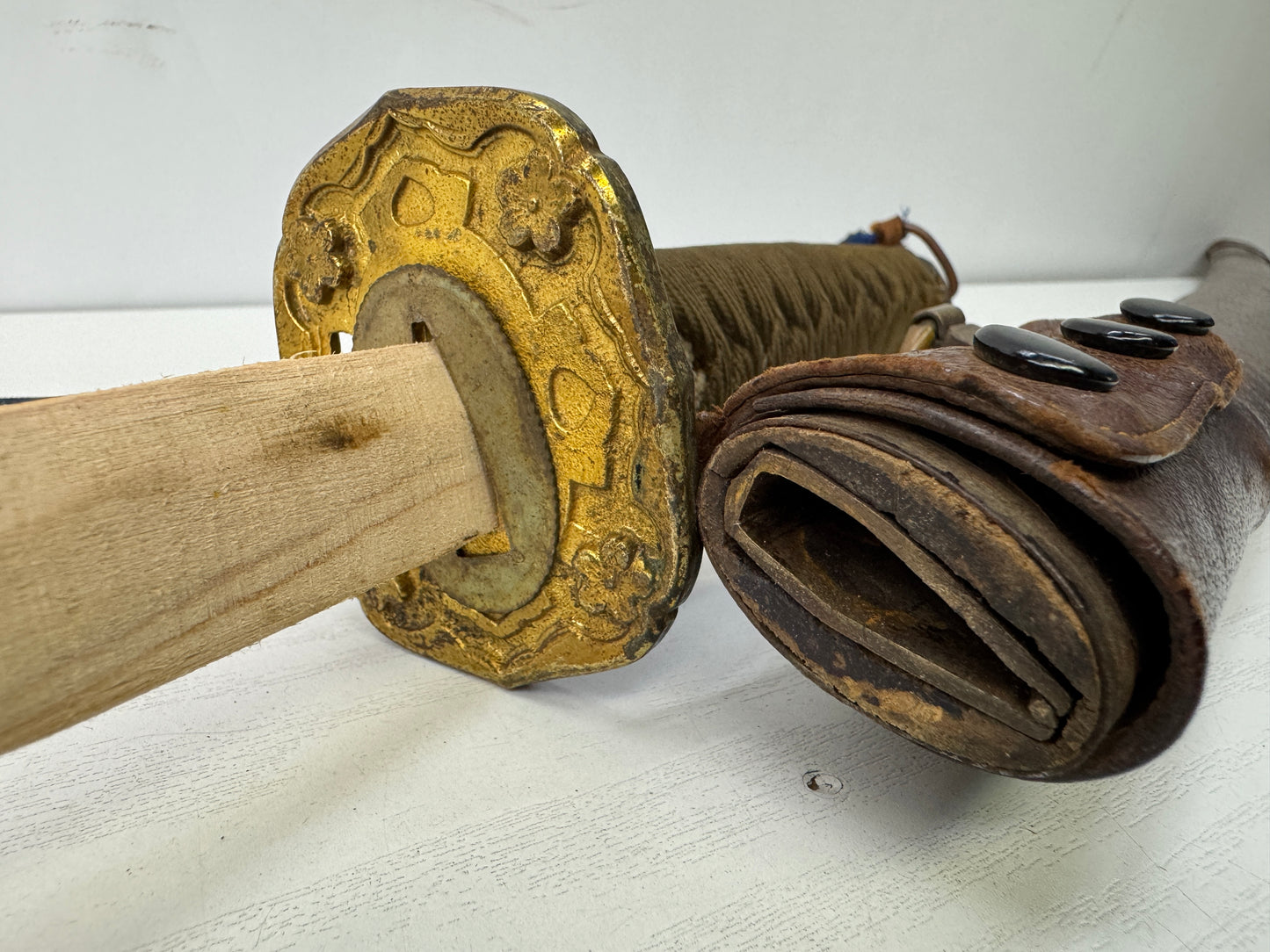 Y9607 Imperial Japan Army Military sword koshirae leather case Japan WW2 vintage