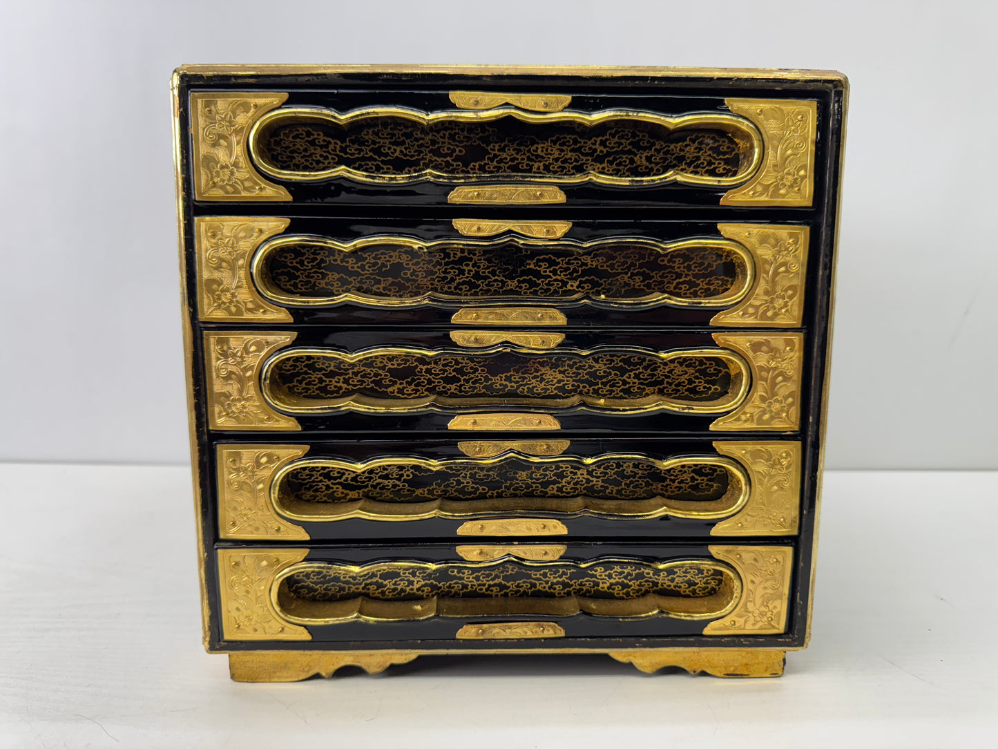 Y9619 TANSU Makie small chest of drawers sutra storage Japan antique furniture