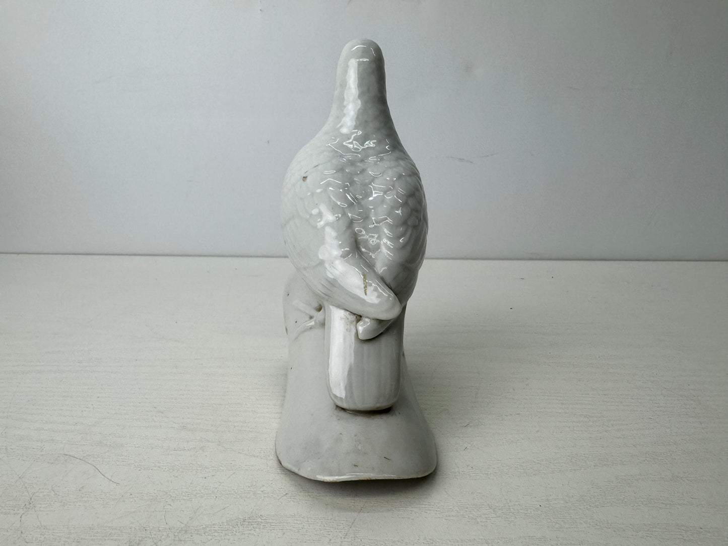 Y9657 OKIMONO Hirado-ware white porcelain Tile Bird figurine Japan antique decor