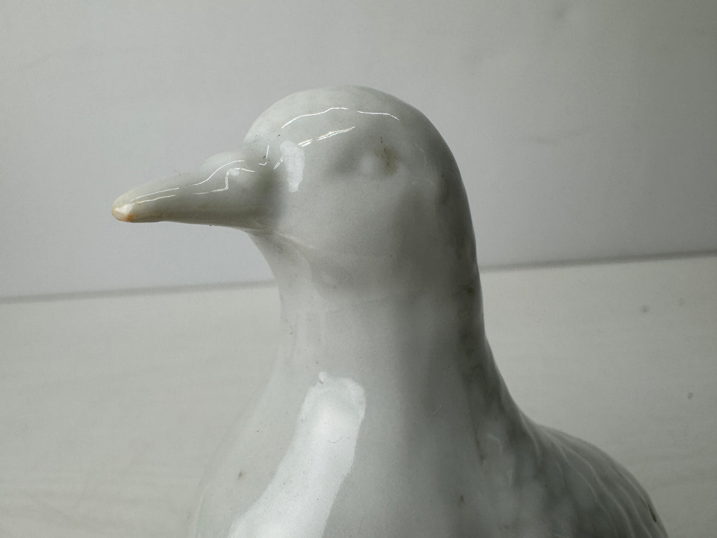 Y9657 OKIMONO Hirado-ware white porcelain Tile Bird figurine Japan antique decor