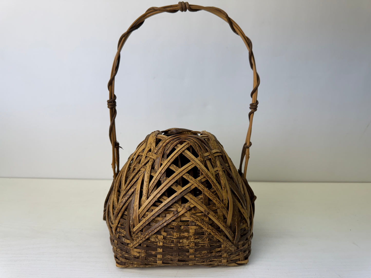Y9658 Bamboo Woven Basket Flower vase Sozen kago Japan kebana floral arrangement