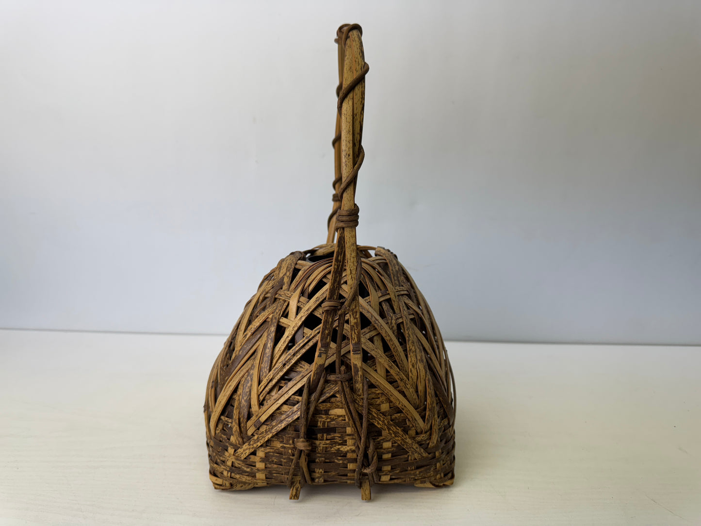 Y9658 Bamboo Woven Basket Flower vase Sozen kago Japan kebana floral arrangement