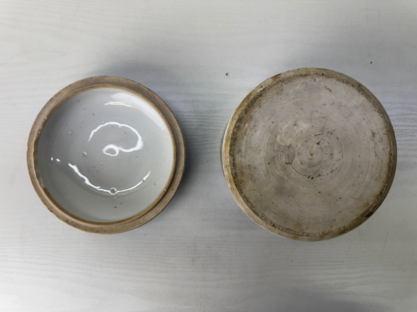 Y9666 BOX Seto-ware tiered container Swallow underglaze blue Japan antique lunch