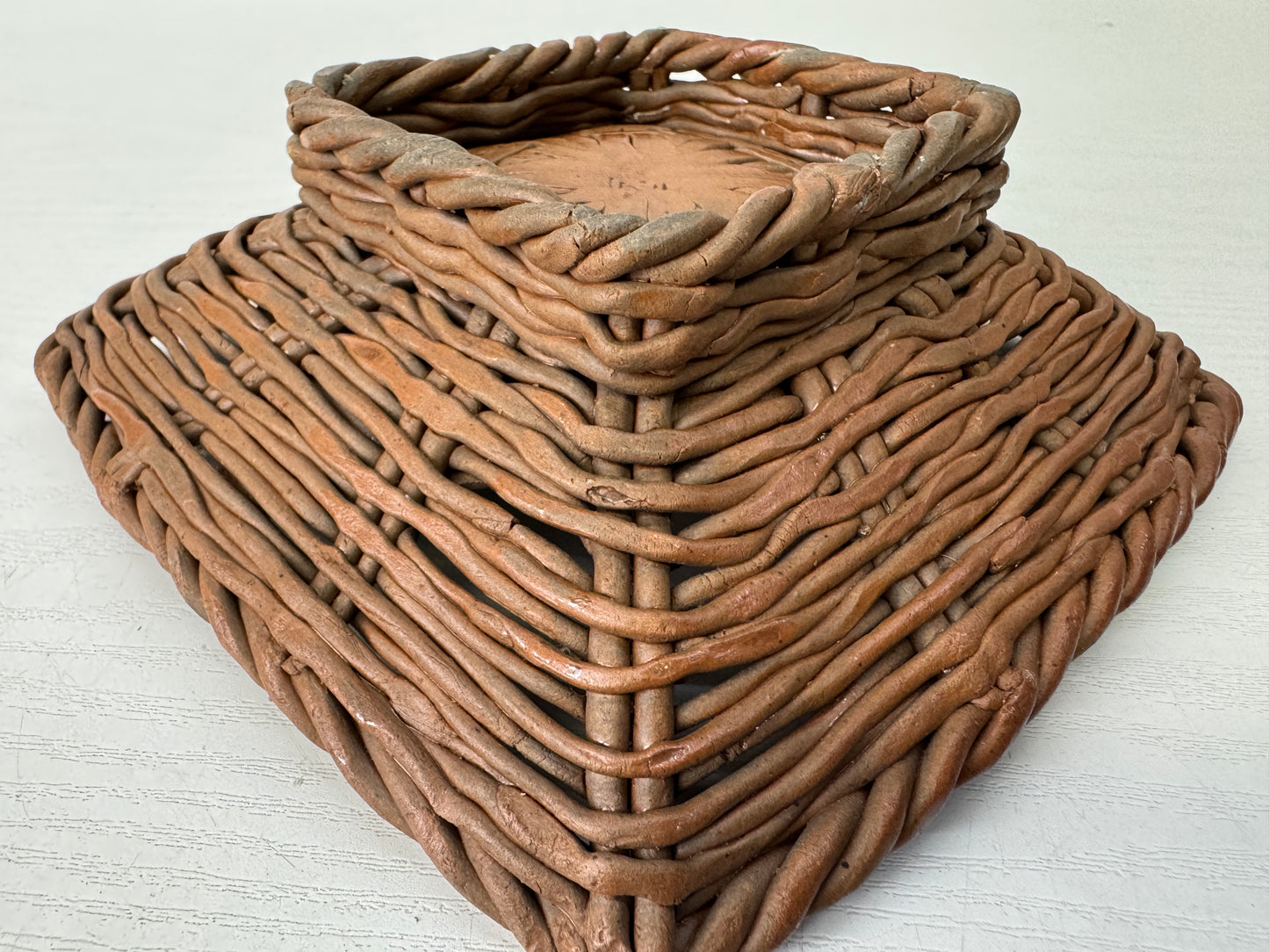 Y9668 DISH Fujimi-ware Amide Plate signed box Japan antique tabelware pottery