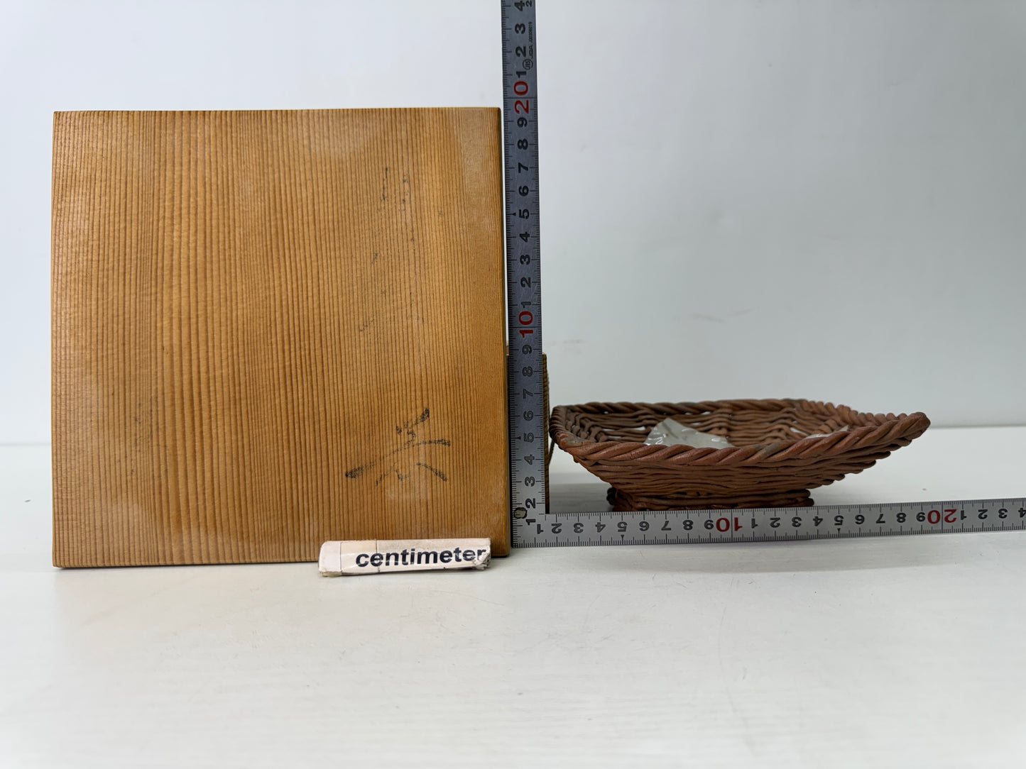 Y9668 DISH Fujimi-ware Amide Plate signed box Japan antique tabelware pottery