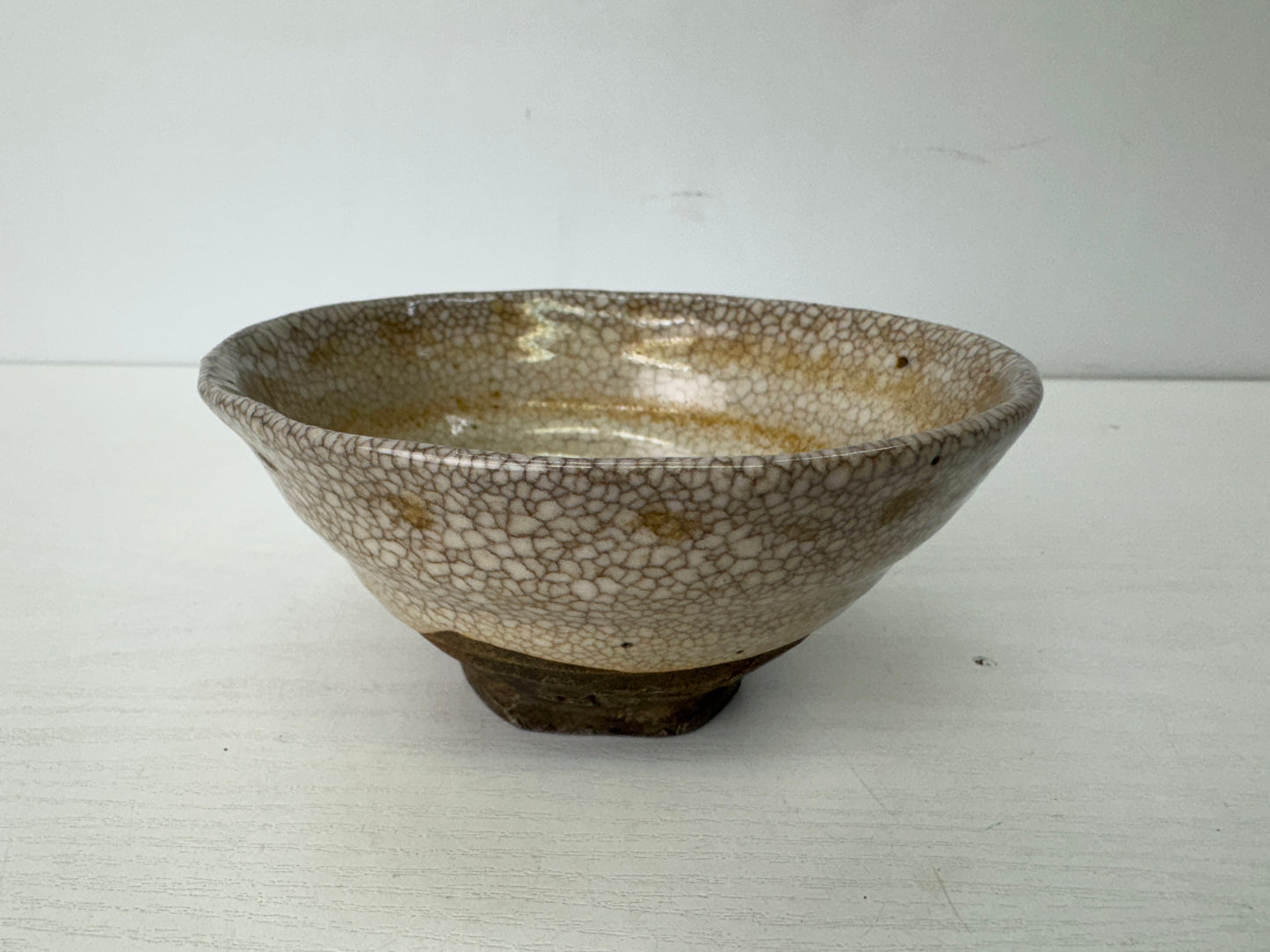 Y9671 CHAWAN Mino-ware Gorohachi rice bowl signed Japan antique tea ceremony