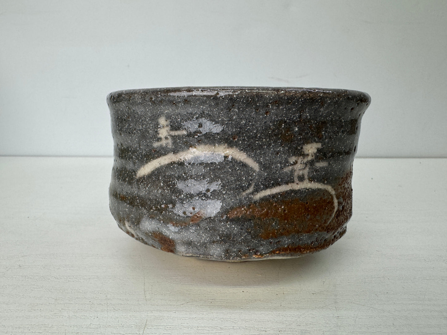 Y9675 CHAWAN Shino-ware bowl signed box Japan antique tea ceremony pottery cup