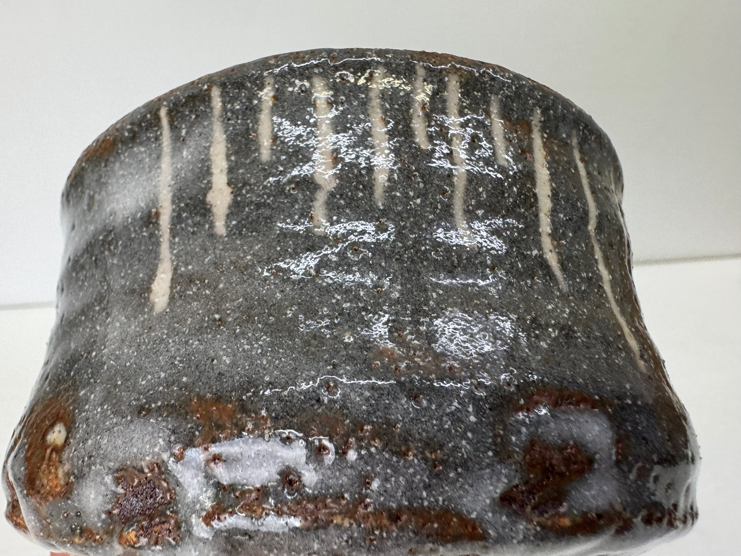 Y9675 CHAWAN Shino-ware bowl signed box Japan antique tea ceremony pottery cup